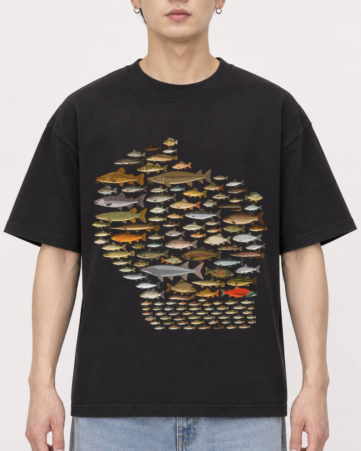 Mockup Boxy Heavyweight Tee Black male close-up 01