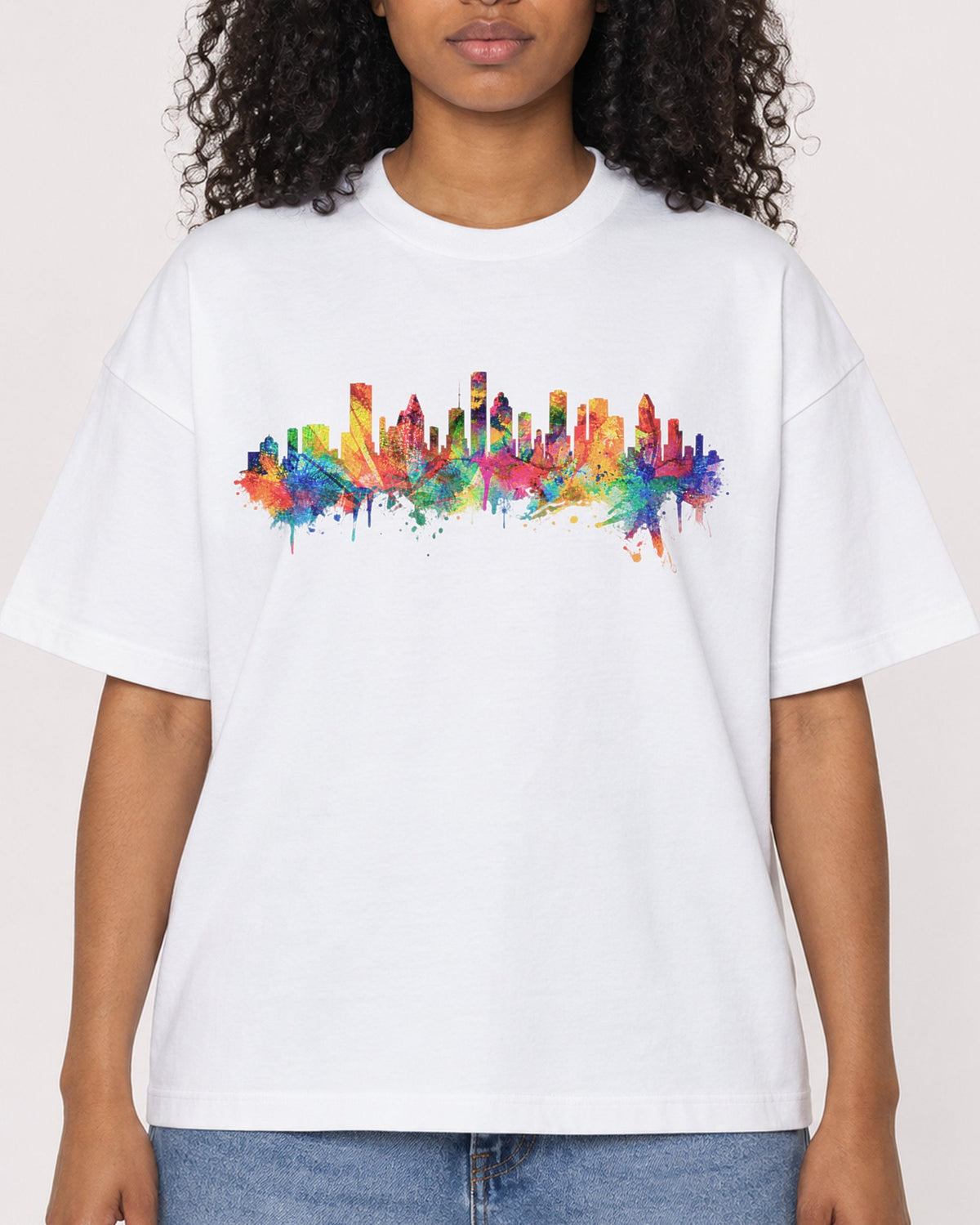 Mockup Boxy Heavyweight Tee White female close-up 05