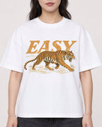 Mockup Boxy Heavyweight Tee White female close-up 03