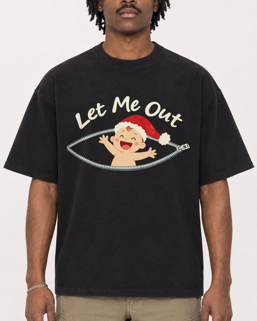 Mockup Boxy Heavyweight Tee Black male close-up 04