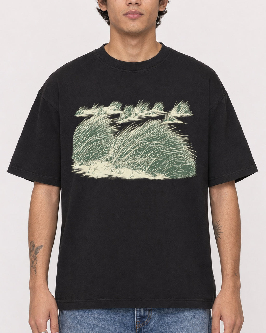 Mockup Boxy Heavyweight Tee Black male close-up 06
