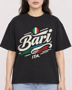 Mockup Boxy Heavyweight Tee Black female close-up 03
