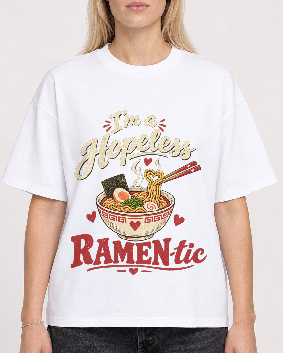 Mockup Boxy Heavyweight Tee White female close-up 08