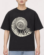 Mockup Boxy Heavyweight Tee Black male close-up 01