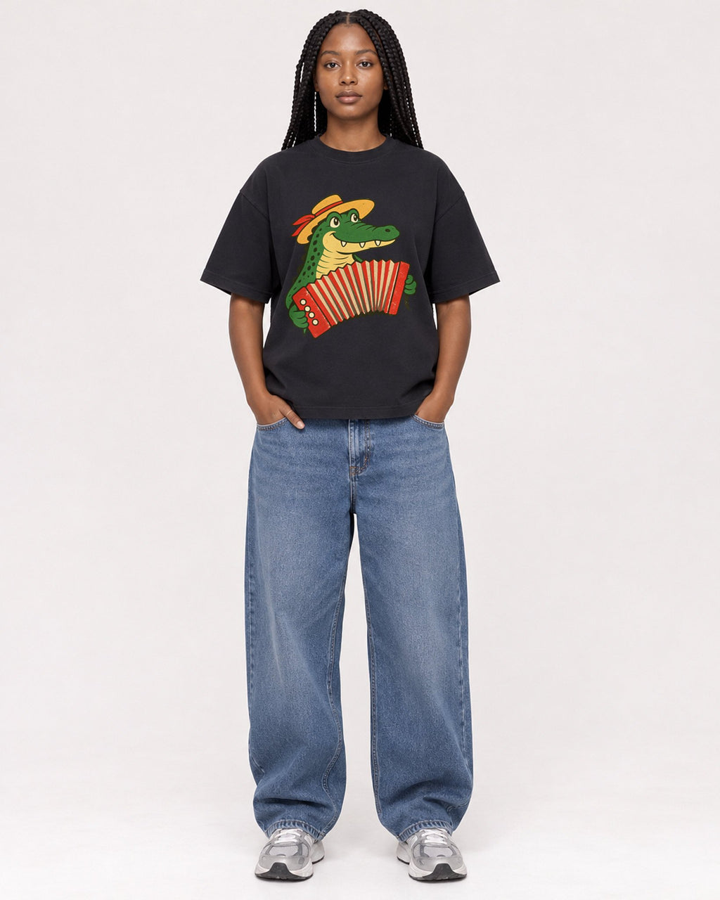 Mockup Boxy Heavyweight Tee Black female full-body 04
