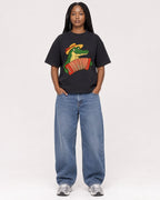 Mockup Boxy Heavyweight Tee Black female full-body 04