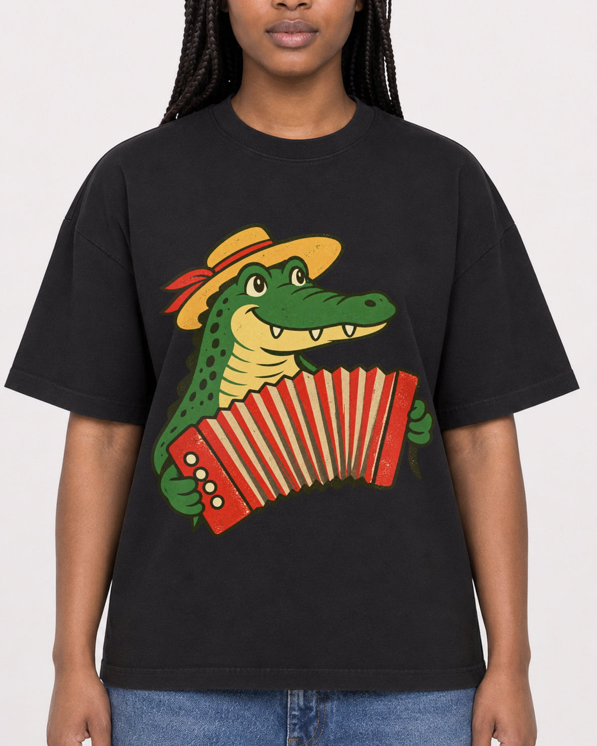 Mockup Boxy Heavyweight Tee Black female close-up 04