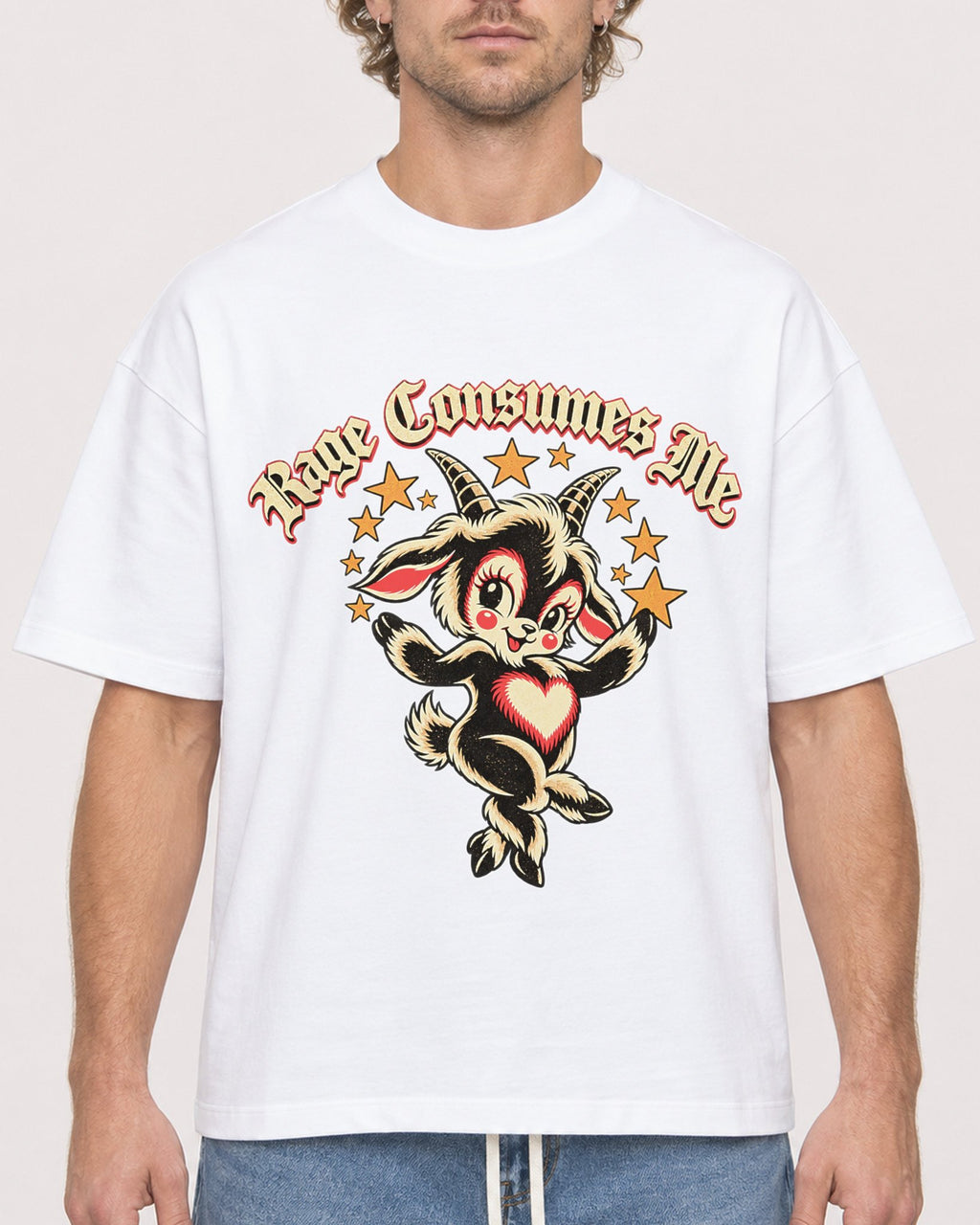 Mockup Boxy Heavyweight Tee White male close-up 28