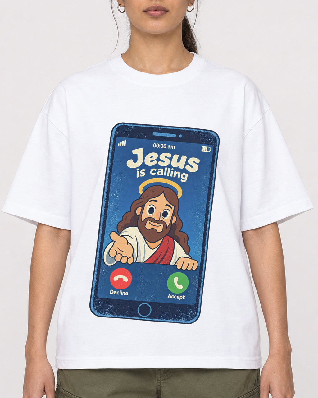 Mockup Boxy Heavyweight Tee White female close-up 47