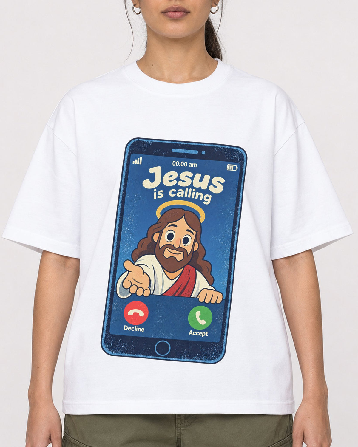 Mockup Boxy Heavyweight Tee White female close-up 47