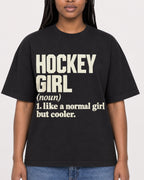 Mockup Boxy Heavyweight Tee Black female close-up 04