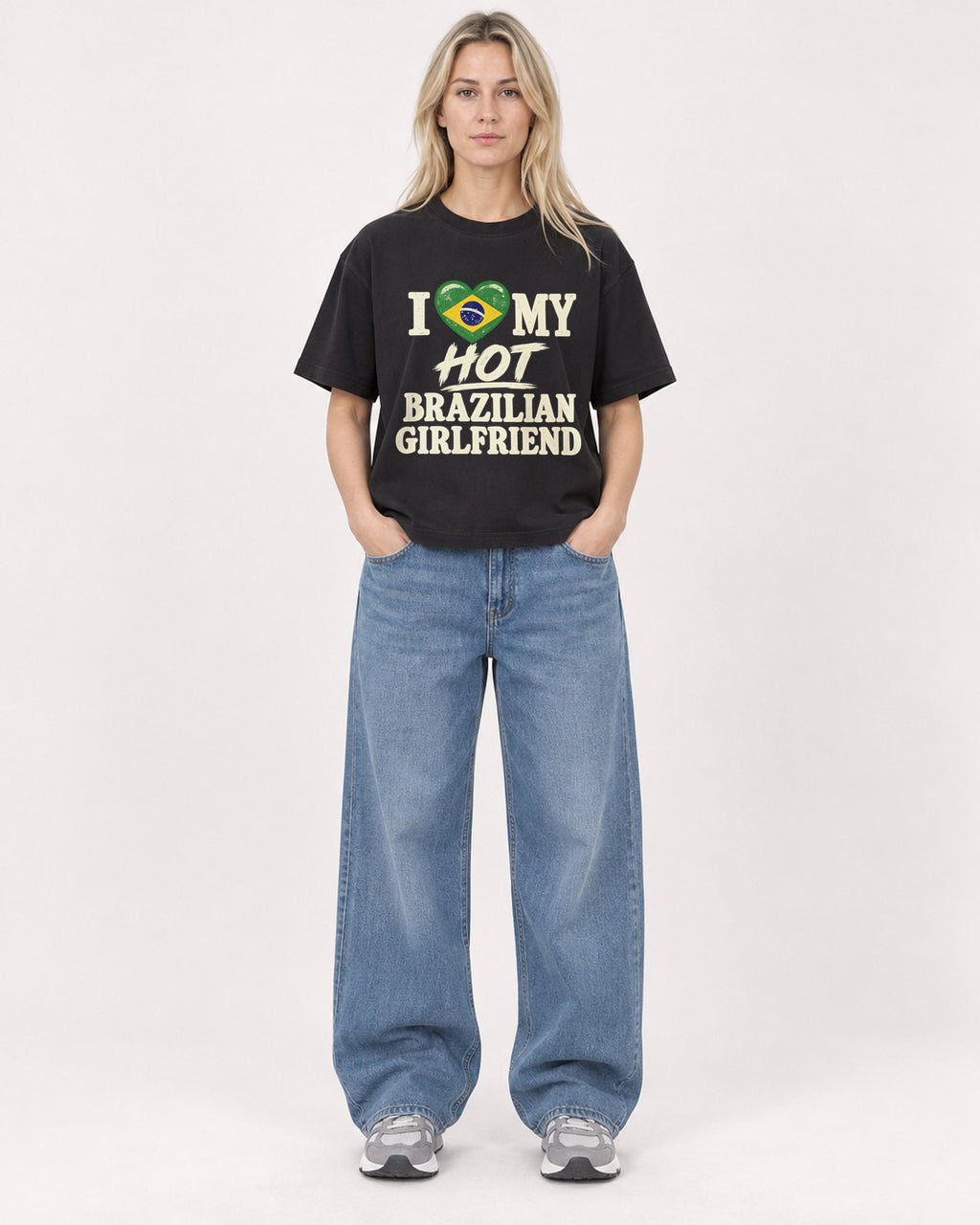 Mockup Boxy Heavyweight Tee Black female full-body 08