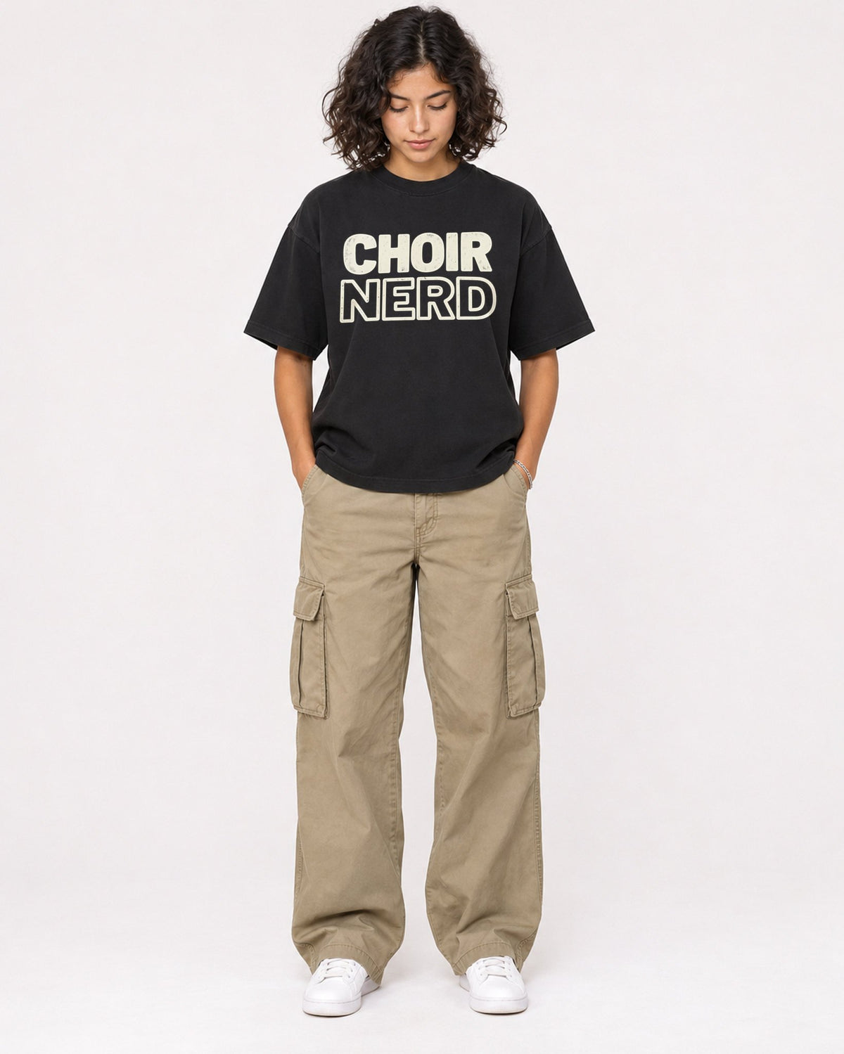 Mockup Boxy Heavyweight Tee Black female full-body 26