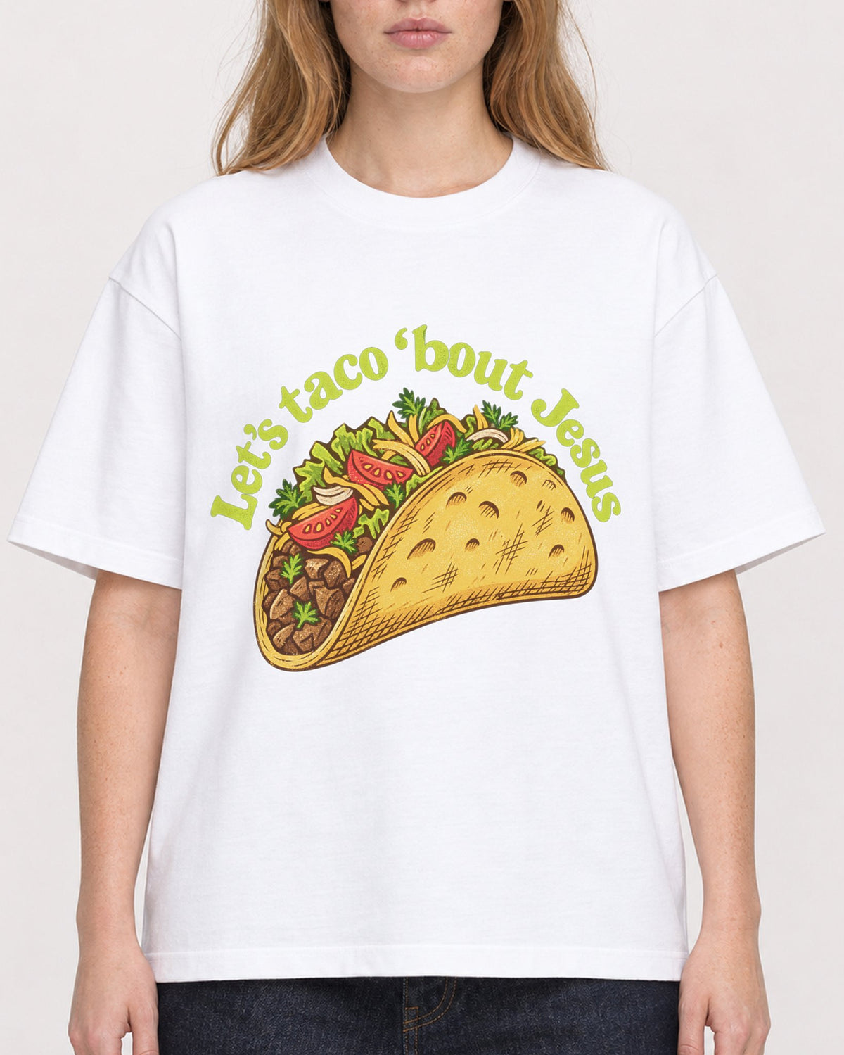 Mockup Boxy Heavyweight Tee White female close-up 49