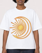 Mockup Boxy Heavyweight Tee White female close-up 14