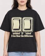 Mockup Boxy Heavyweight Tee Black female close-up 03