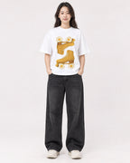 Mockup Boxy Heavyweight Tee White female full-body 03