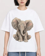 Mockup Boxy Heavyweight Tee White female close-up 11