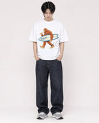 Mockup Boxy Heavyweight Tee White male full-body 11