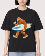 Mockup Boxy Heavyweight Tee Black female close-up 11