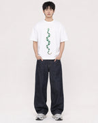 Mockup Boxy Heavyweight Tee White male full-body 01