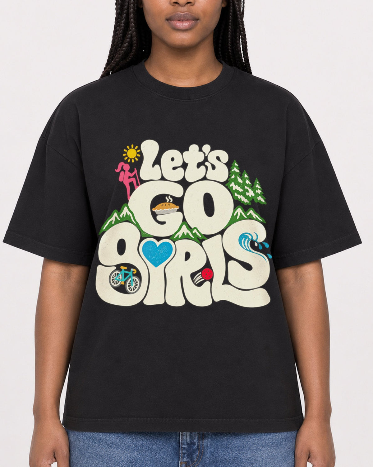 Mockup Boxy Heavyweight Tee Black female close-up 04