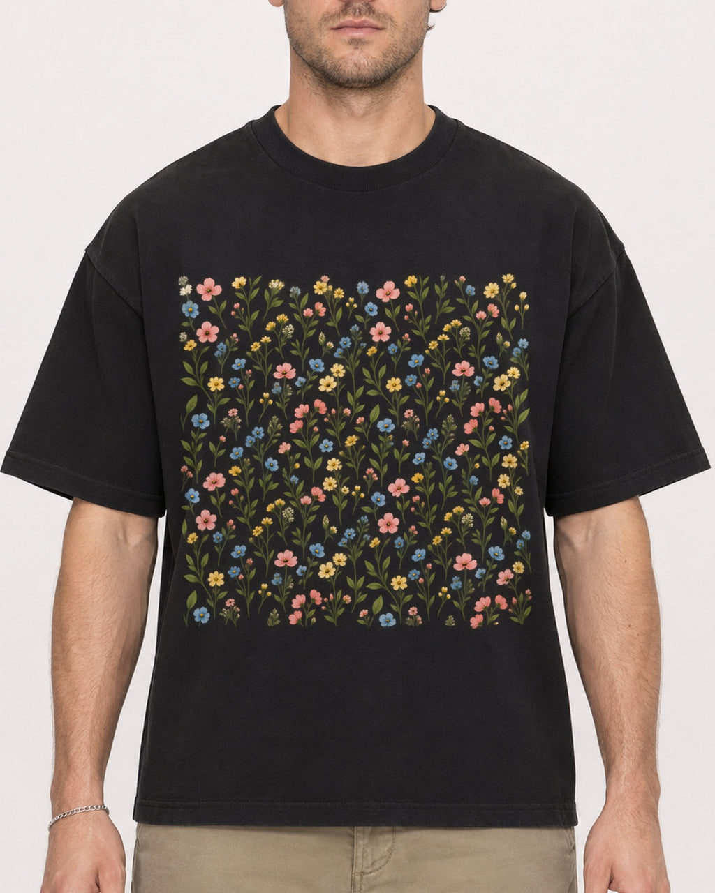 Mockup Boxy Heavyweight Tee Black male close-up 08