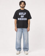 Mockup Boxy Heavyweight Tee Black male full-body 17