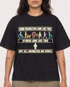 Mockup Boxy Heavyweight Tee Black female close-up 06