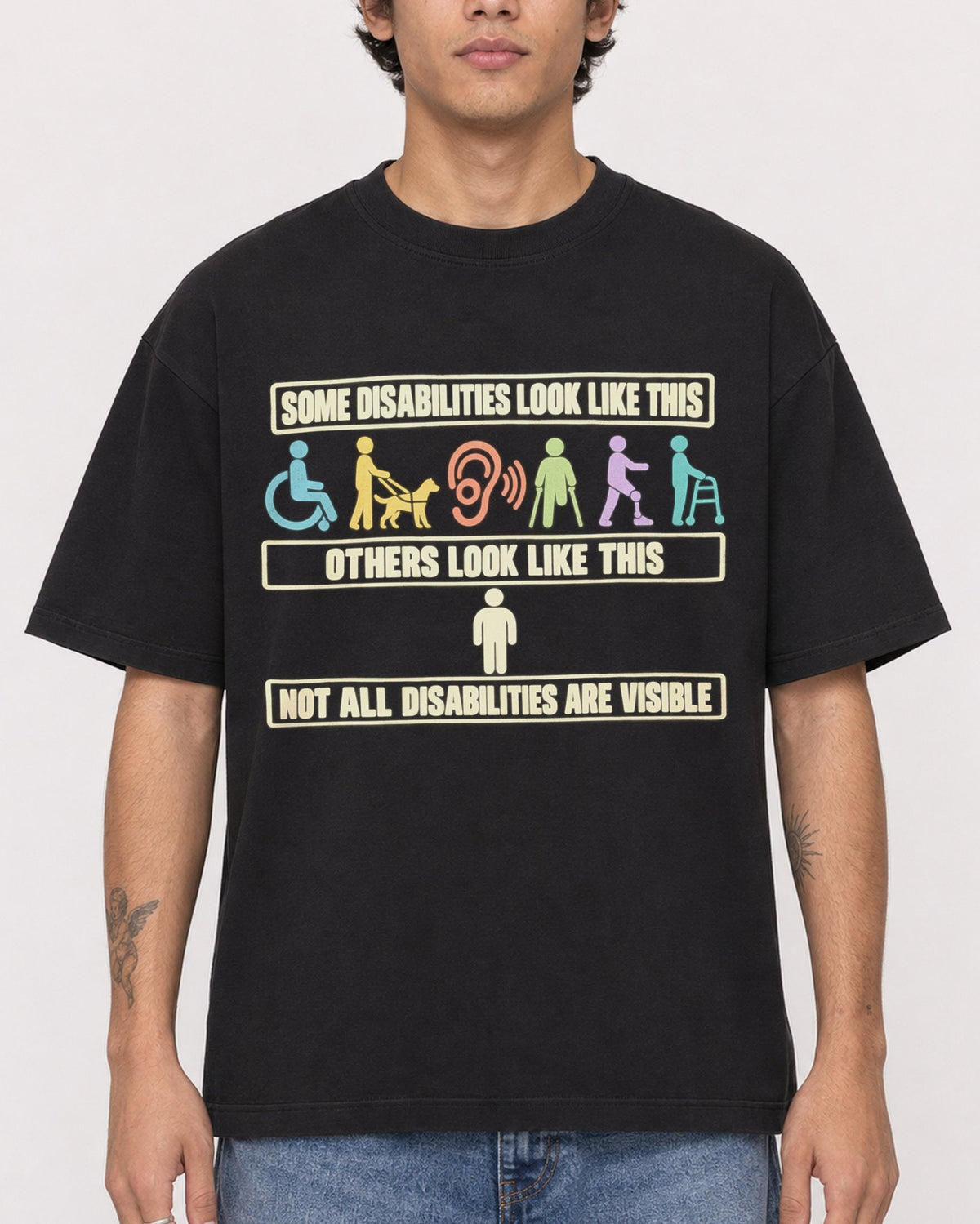 Mockup Boxy Heavyweight Tee Black male close-up 06