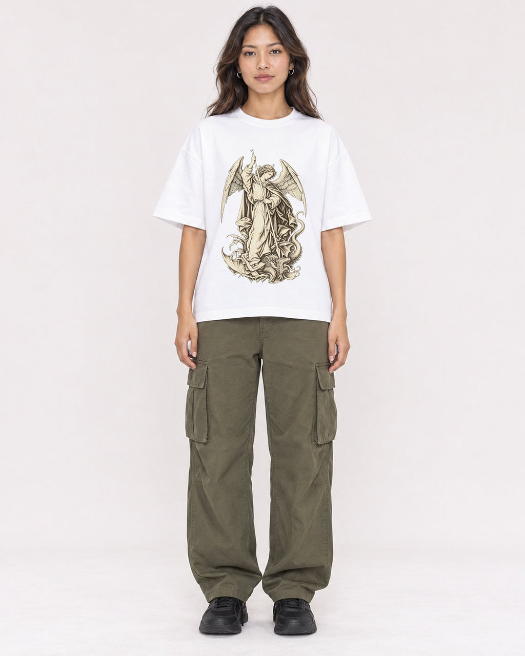 Mockup Boxy Heavyweight Tee White female full-body 02