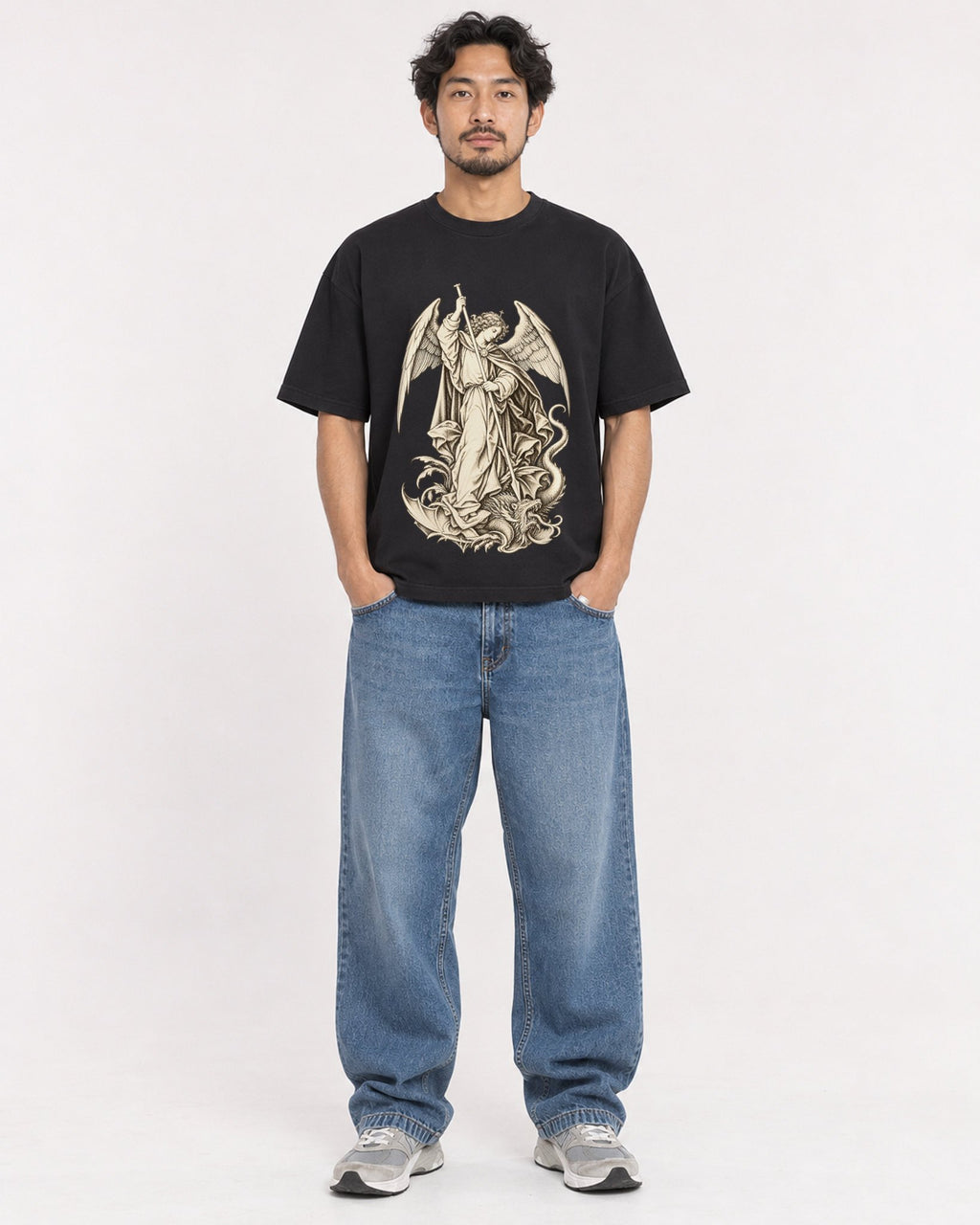 Mockup Boxy Heavyweight Tee Black male full-body 02