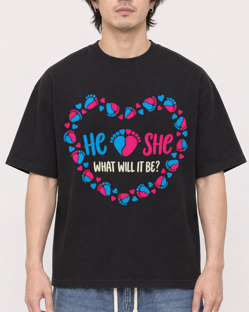 Mockup Boxy Heavyweight Tee Black male close-up 03