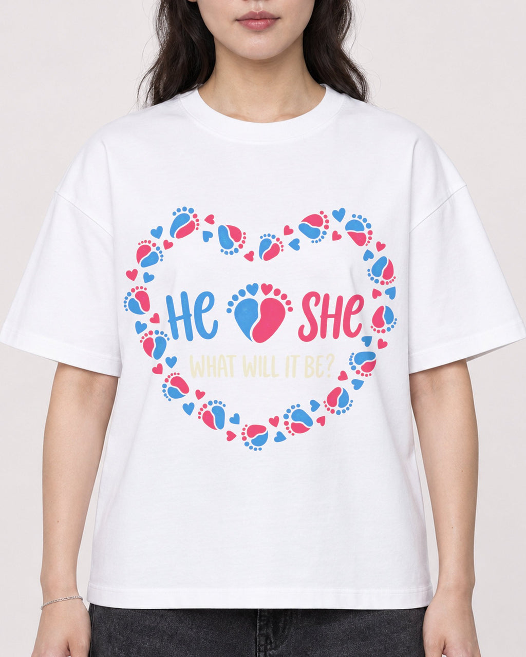 Mockup Boxy Heavyweight Tee White female close-up 03