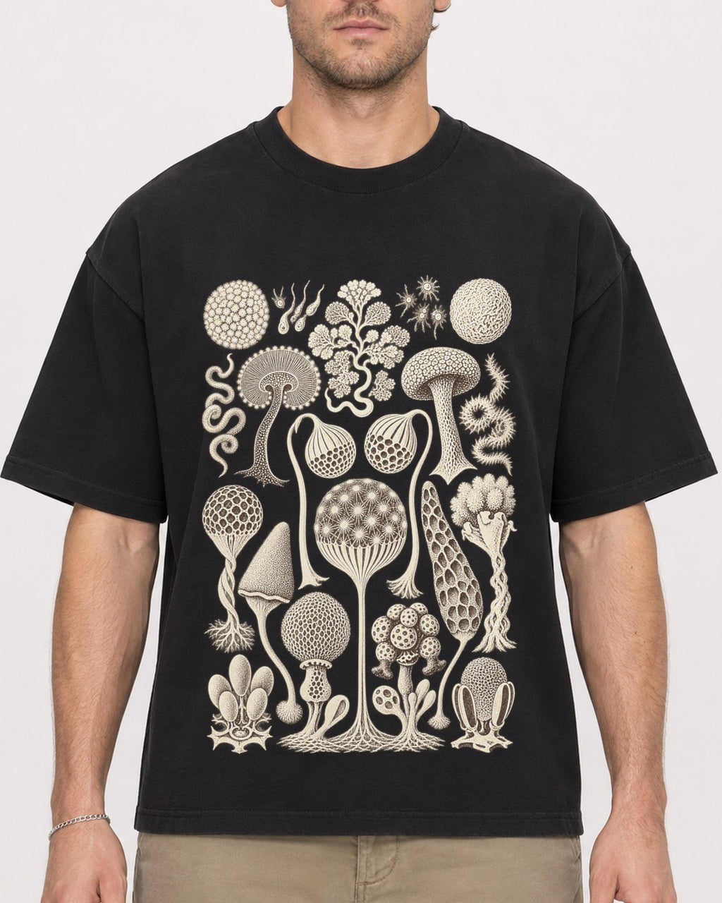 Mockup Boxy Heavyweight Tee Black male close-up 08