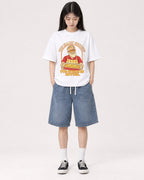 Mockup Boxy Heavyweight Tee White female full-body 01
