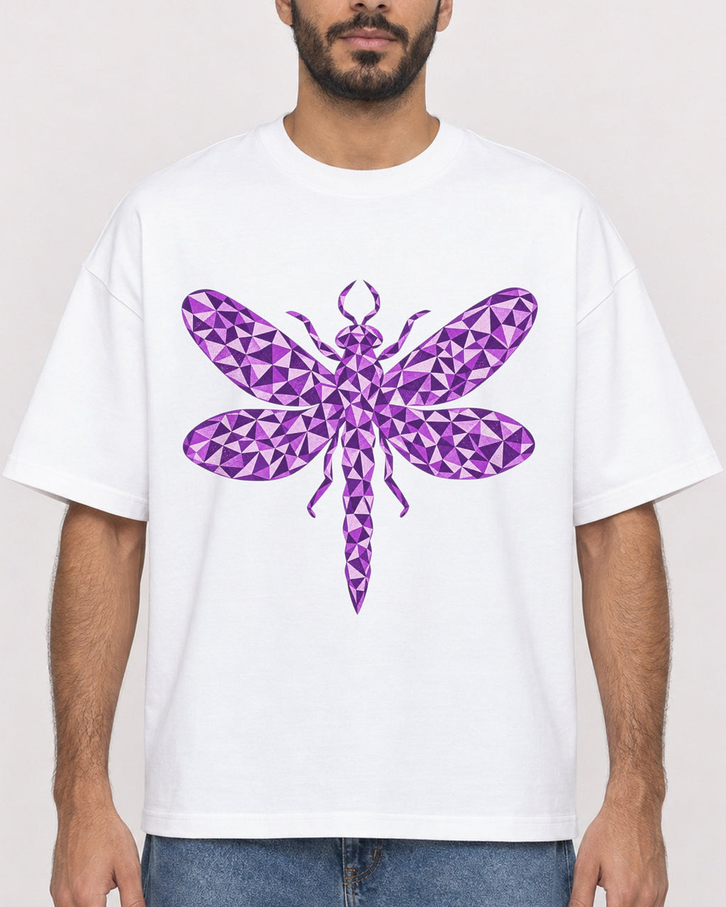 Mockup Boxy Heavyweight Tee White male close-up 07