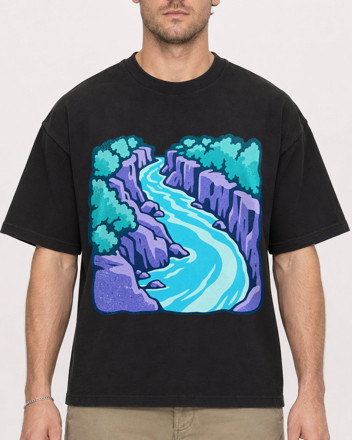 Mockup Boxy Heavyweight Tee Black male close-up 08