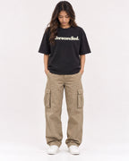 Mockup Boxy Heavyweight Tee Black female full-body 02