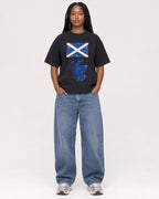 Mockup Boxy Heavyweight Tee Black female full-body 04