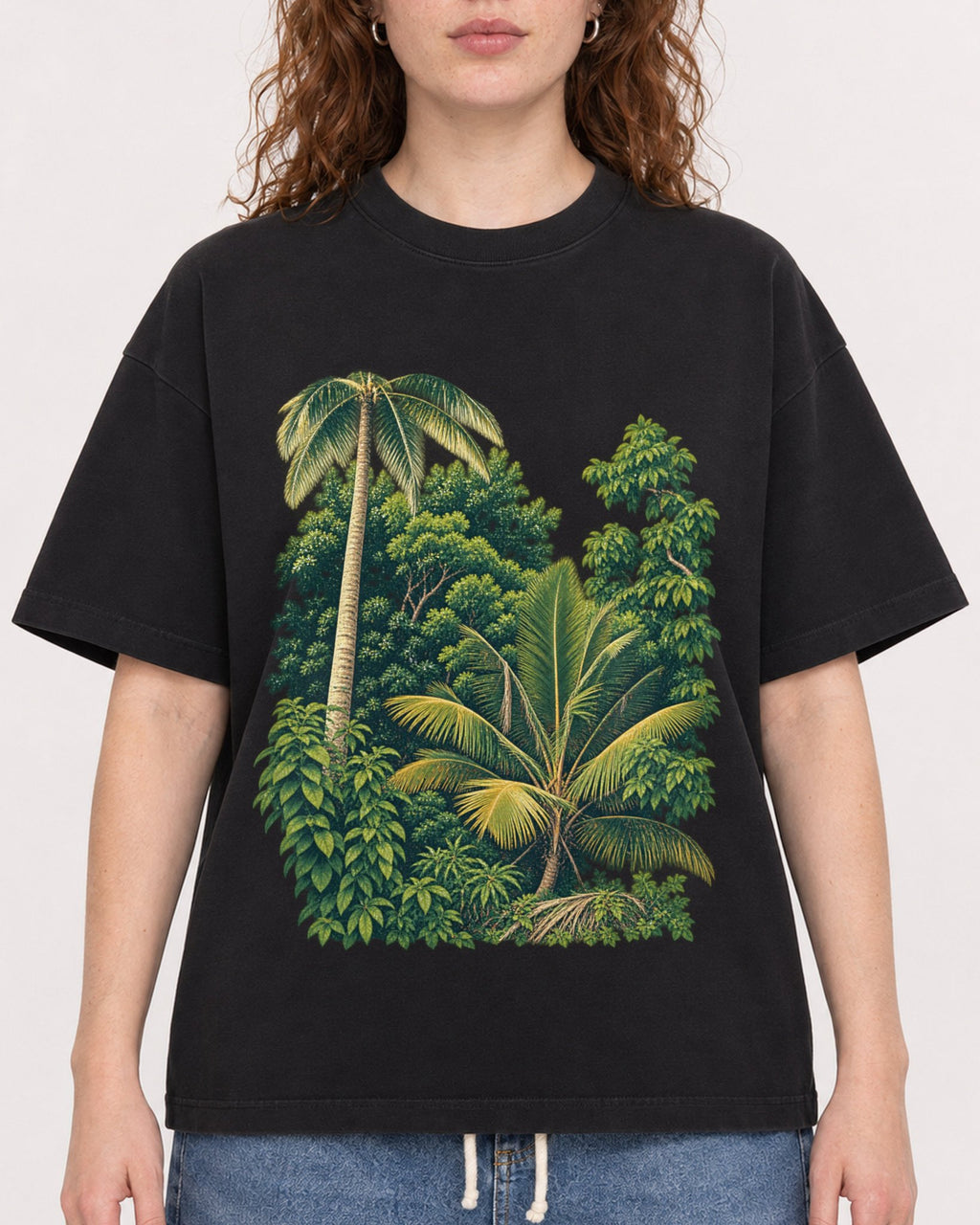 Mockup Boxy Heavyweight Tee Black female close-up 09
