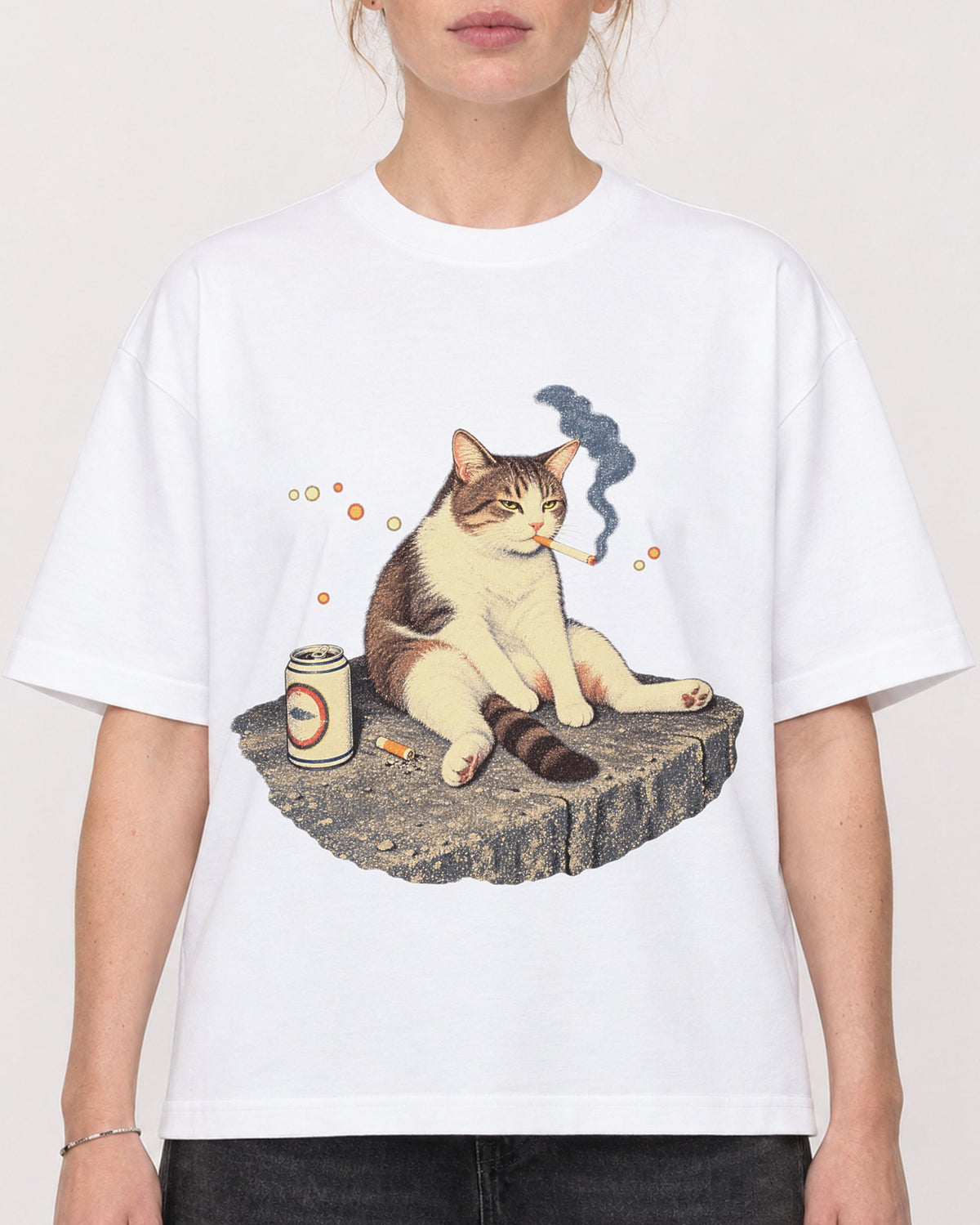 Mockup Boxy Heavyweight Tee White female close-up 28