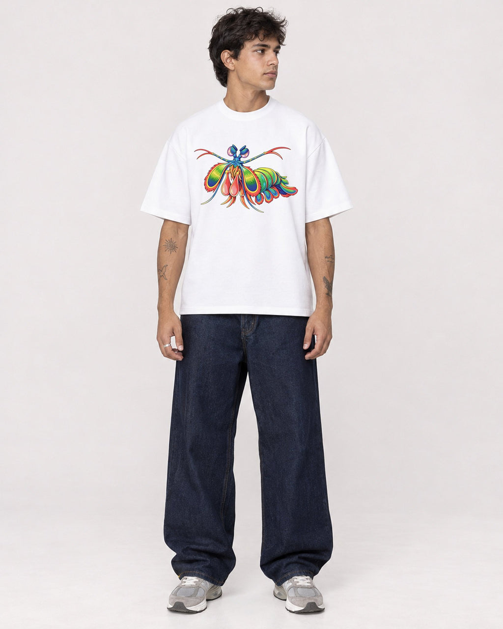 Mockup Boxy Heavyweight Tee White male full-body 06