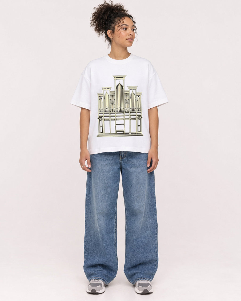 Mockup Boxy Heavyweight Tee White female full-body 20