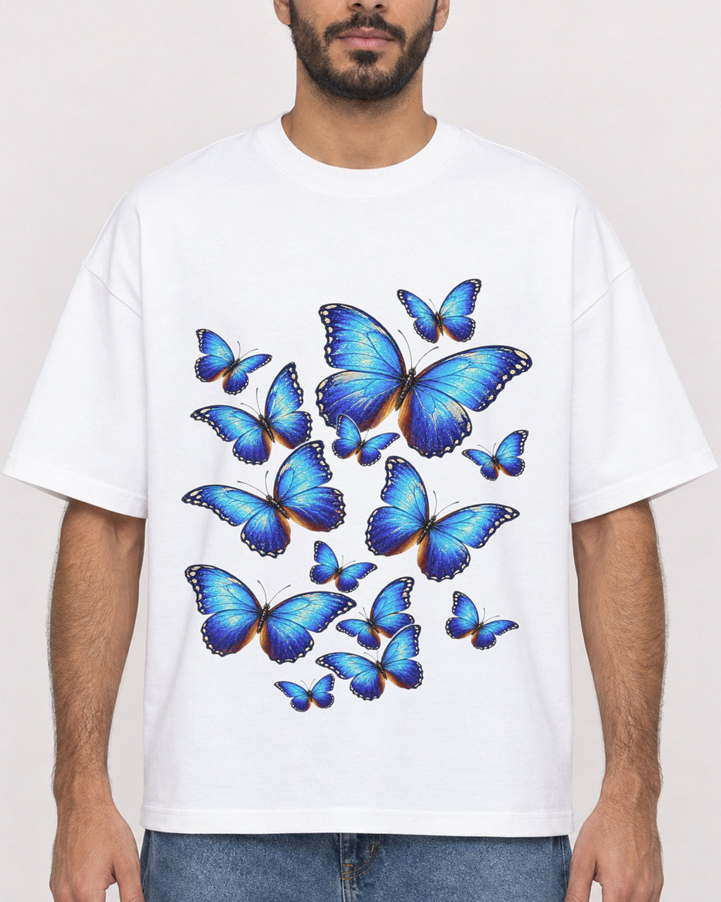 Mockup Boxy Heavyweight Tee White male close-up 07