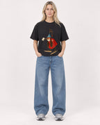 Mockup Boxy Heavyweight Tee Black female full-body 08