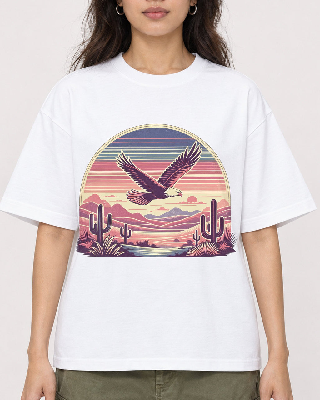 Mockup Boxy Heavyweight Tee White female close-up 02