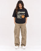 Mockup Boxy Heavyweight Tee Black female full-body 02