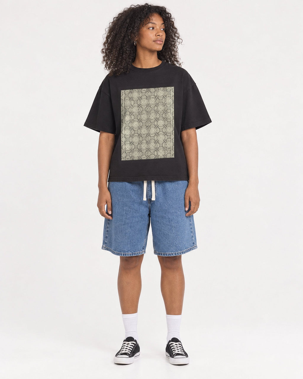Mockup Boxy Heavyweight Tee Black female full-body 05