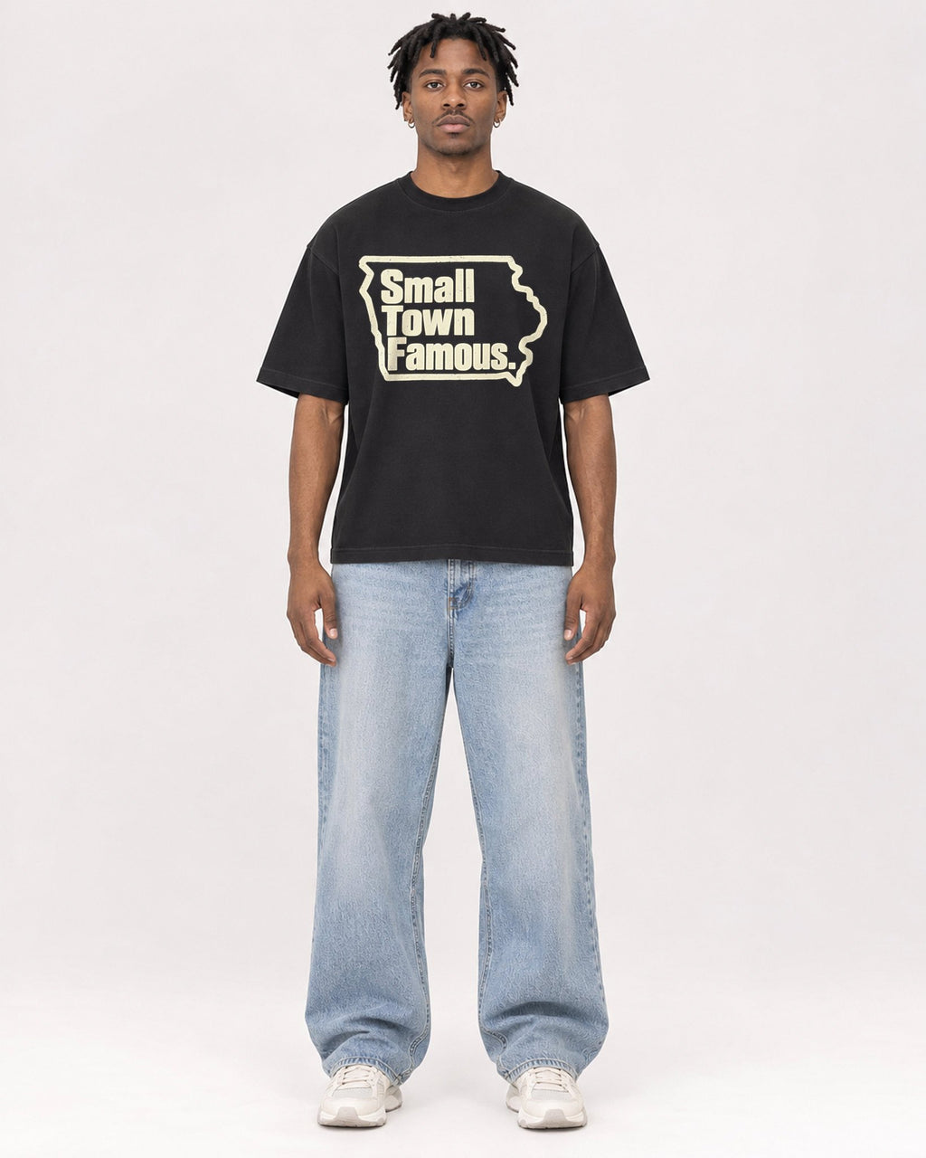 Mockup Boxy Heavyweight Tee Black male full-body 05
